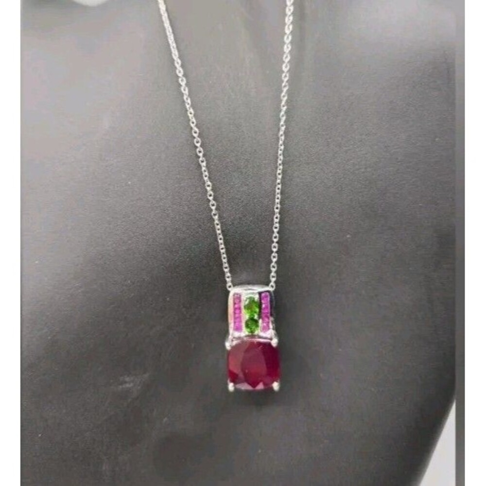 Niassa Ruby and Chrome Diopside Pendant Necklace 20 Inches in Platinum Over 925